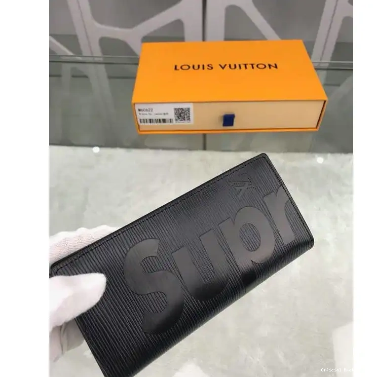 Official Brother Sam LV 19T1L0584 Bags 0731